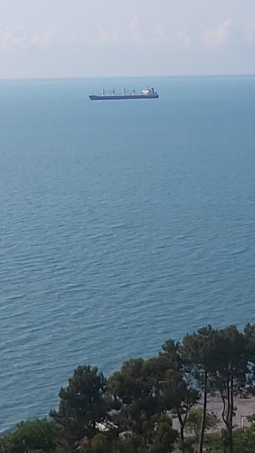 Жемчужина У Моря Batumi Exterior foto